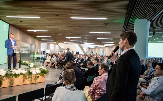 Jaakko Honko lecture 6.6.2019, a question from the audience to the keynote speaker Risto Siilasmaa